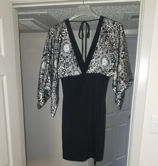 UNYX Kimono style dress - Picture 1 of 3